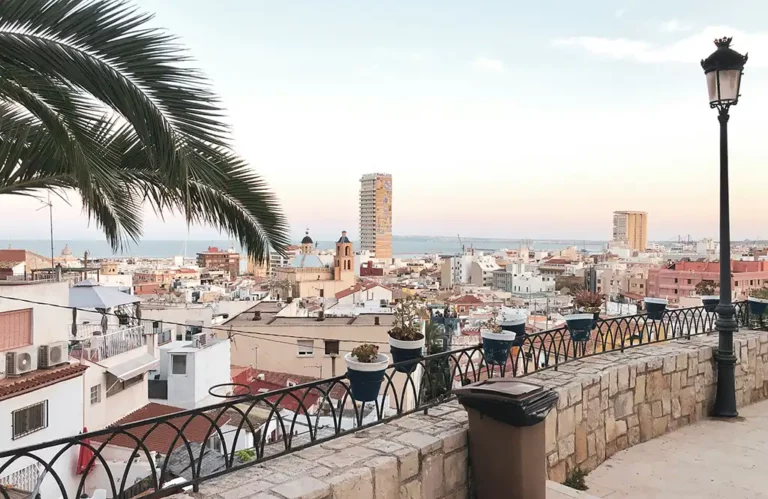 Inicio 6 Vistas desde el Barrio de Santa Cruz, Alicante