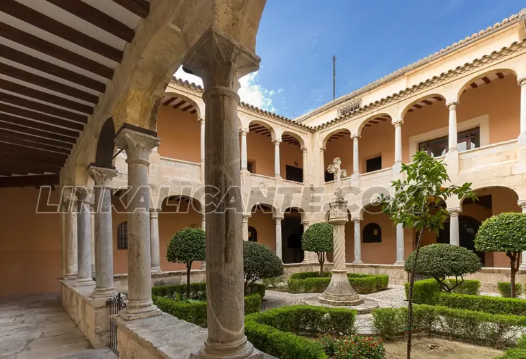 Inicio 5 Orihuela, claustro de la catedral